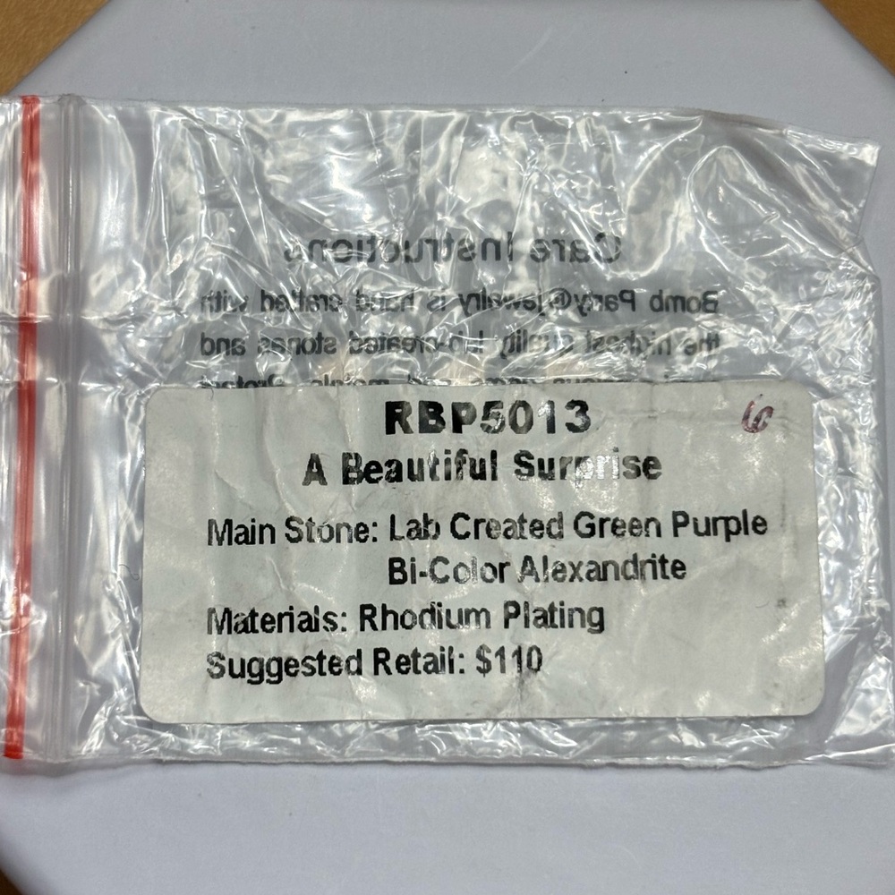 NWT BOMB PARTY RING SIZE 11! - Picture 4 of 4